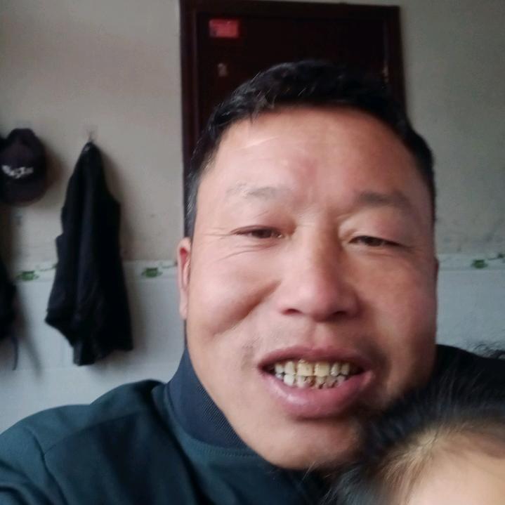 周荣成