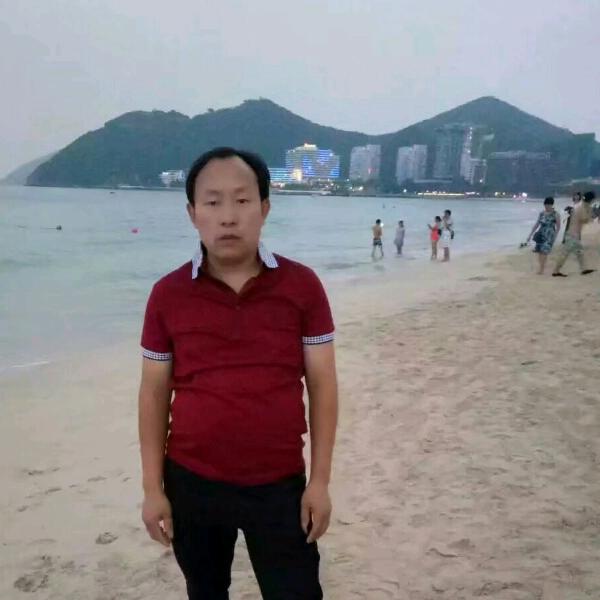 乐享水果，炒货，饮料批发零售