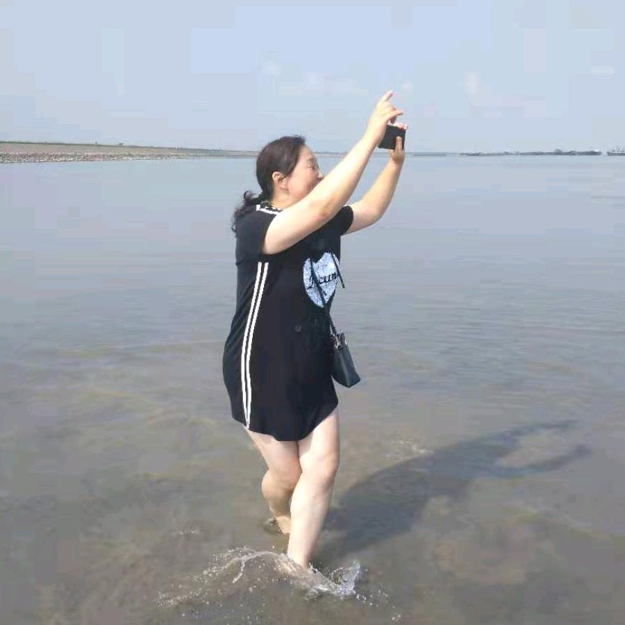 小红红