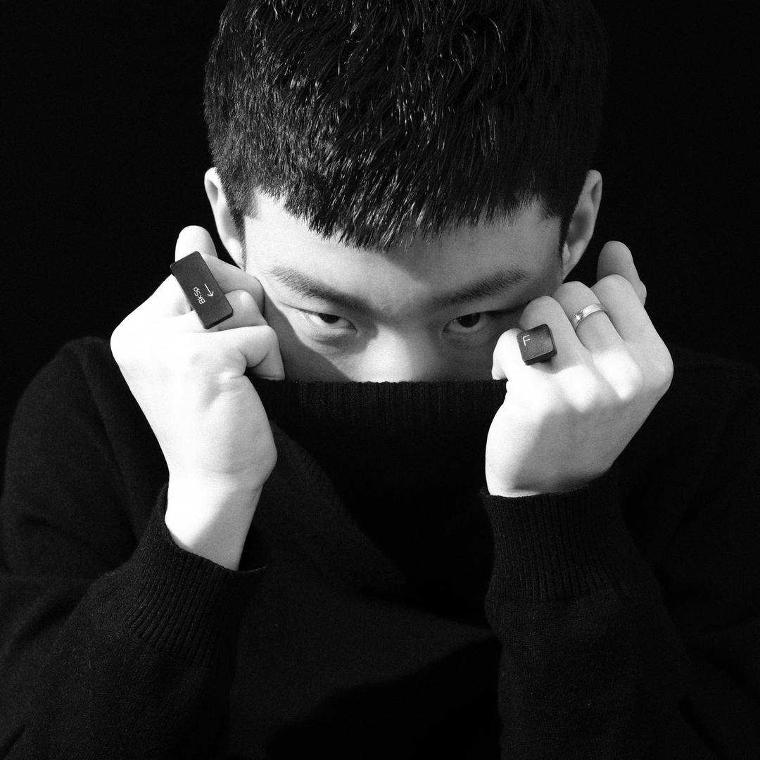 A、墨发如故👿