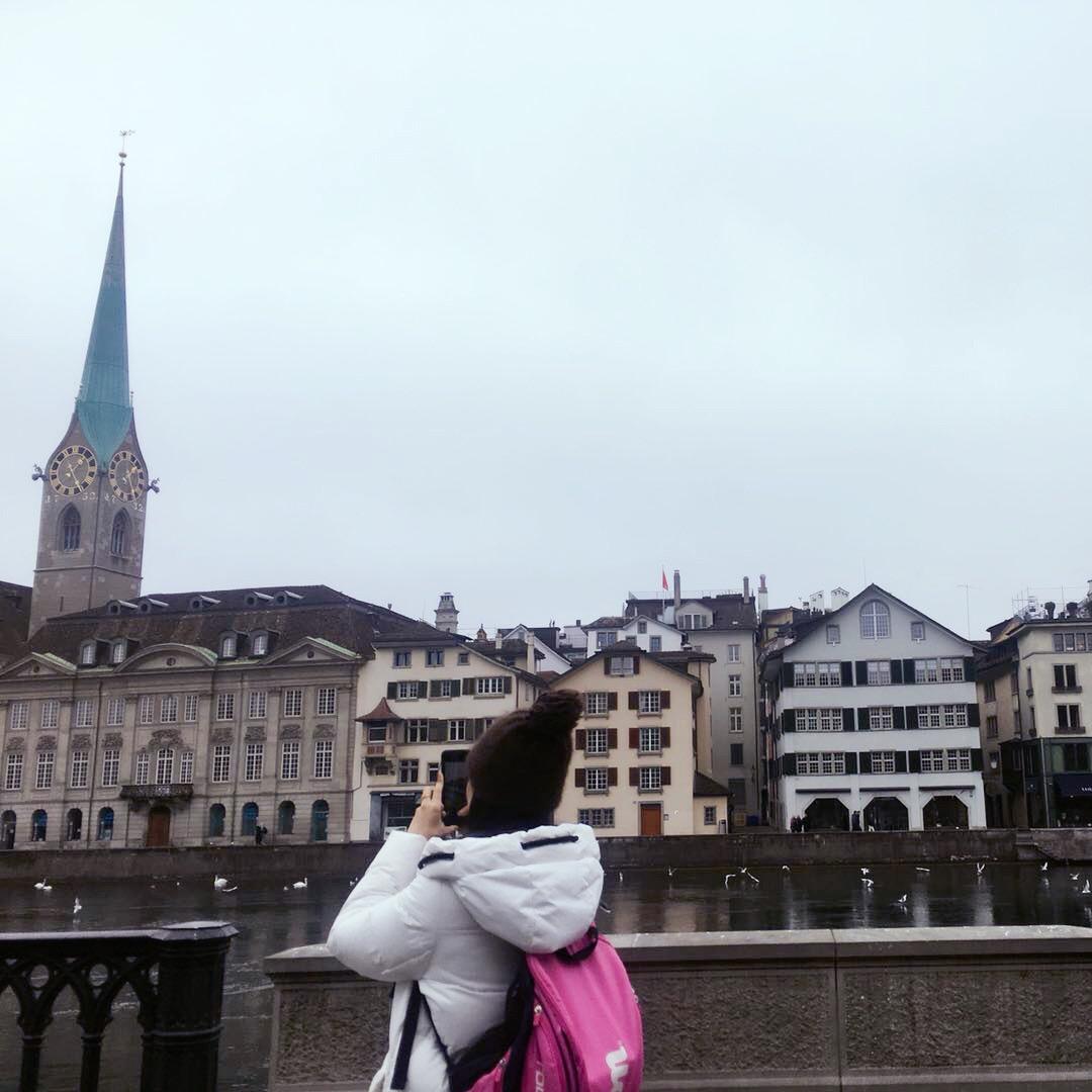 不酸的蓝柠檬-Grace