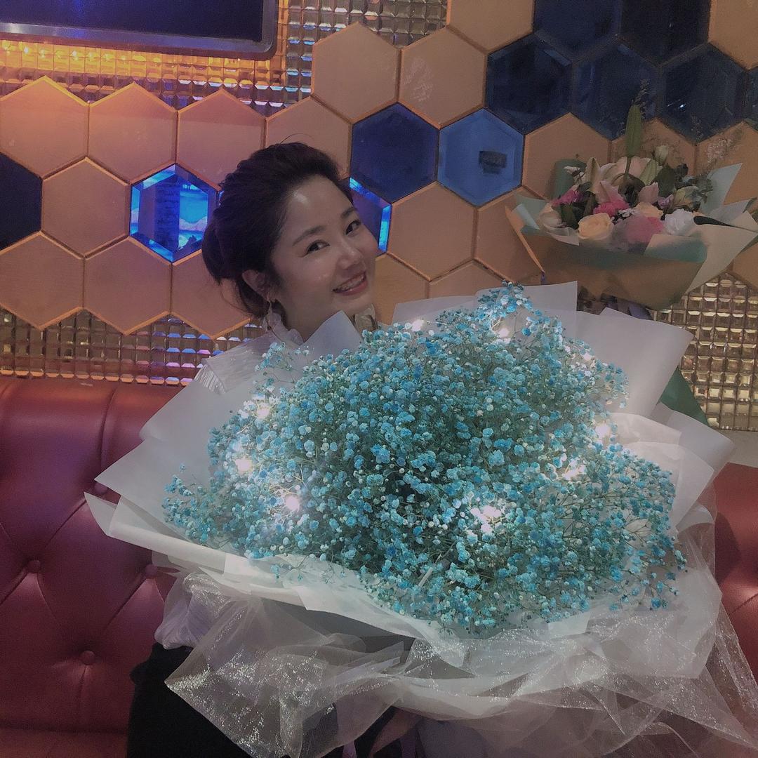爱笑的女人杨子