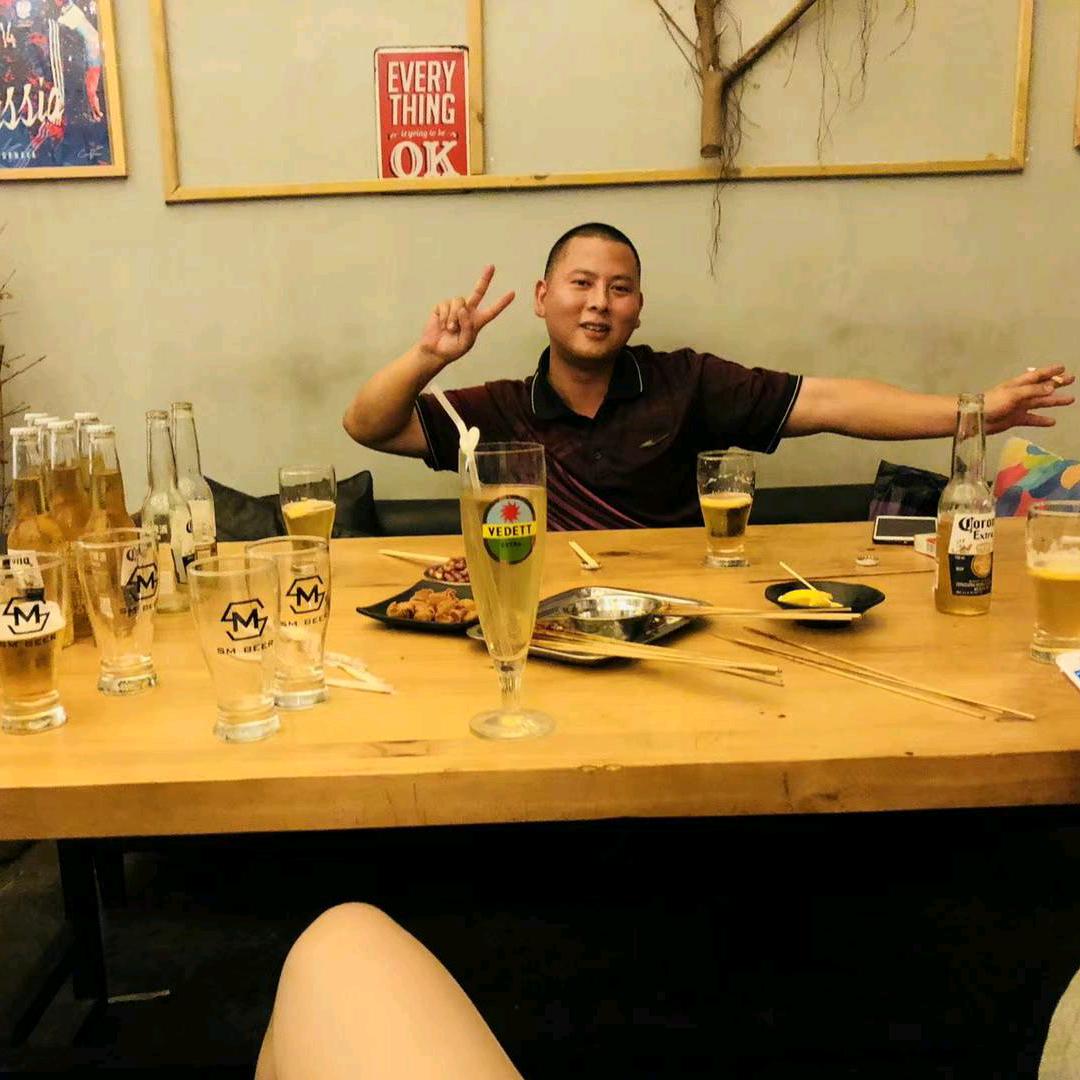 建伟