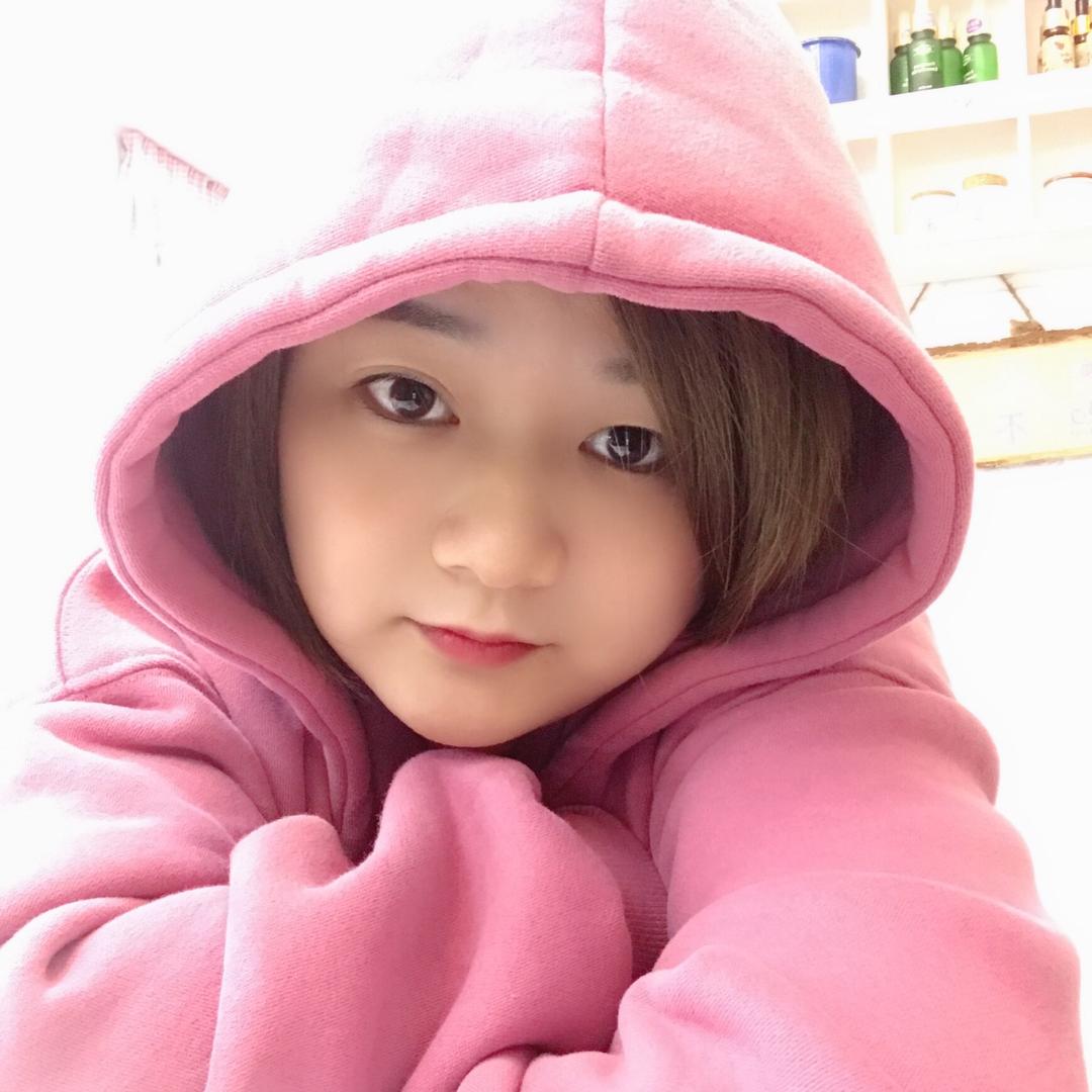小小的黑比