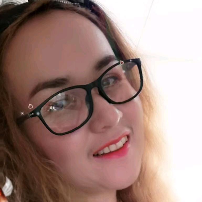 umut 库尔勒女装店