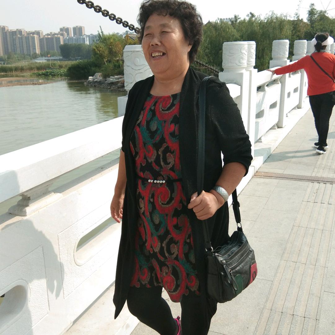 春暖花…《＂灬》