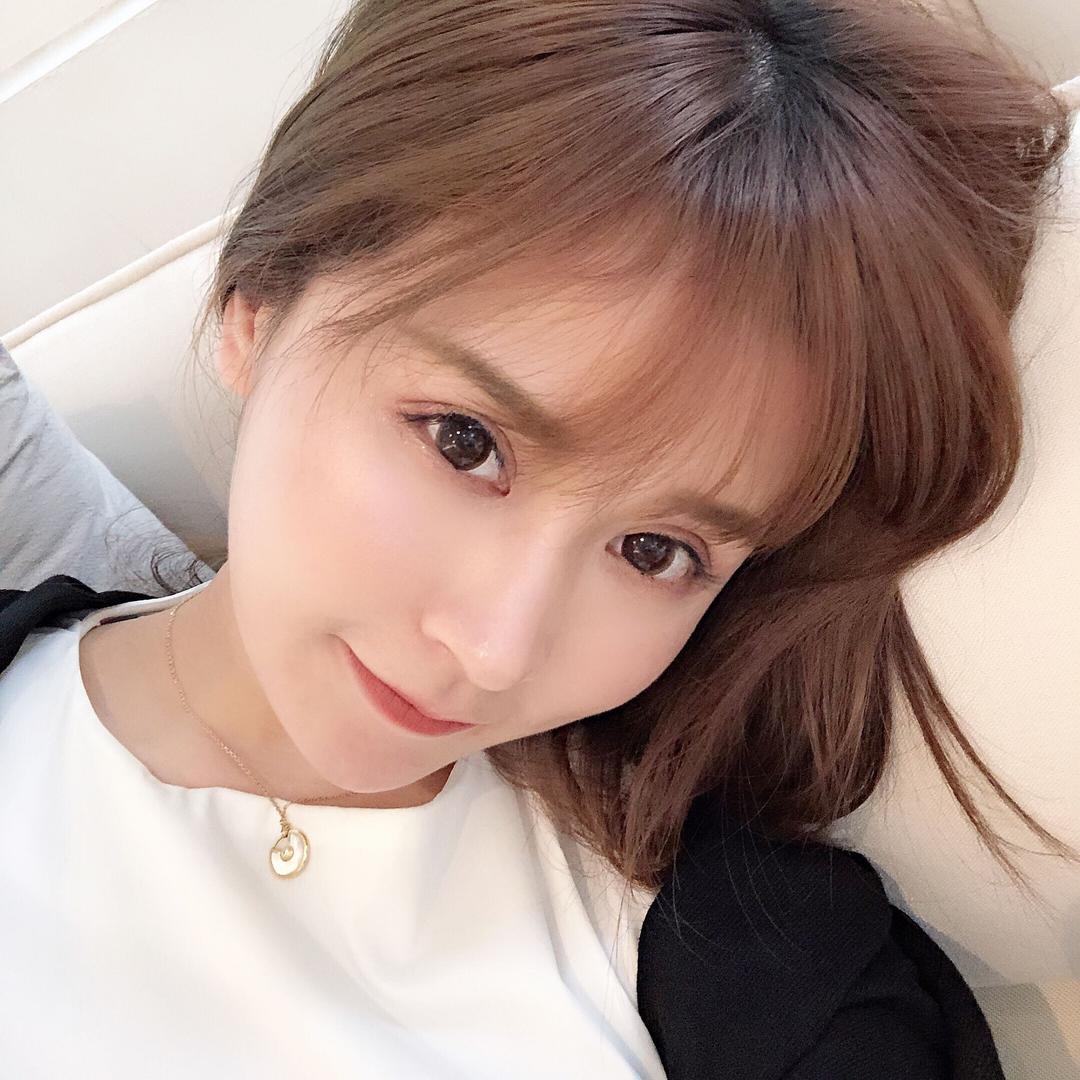 婧婧Baby J