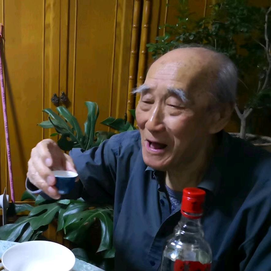 “90后”的郭大爷