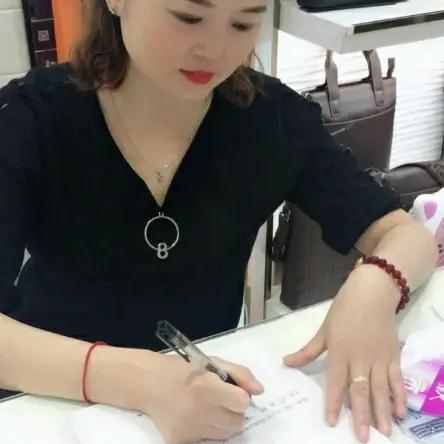 秋月落影
