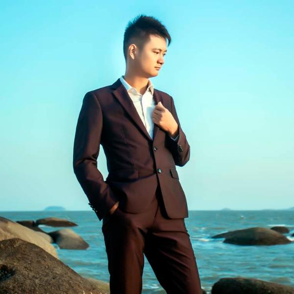 小杨《潜龙猫》