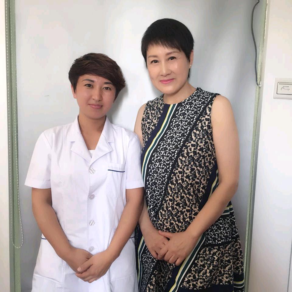 依雯美容院行政主管赵春艳