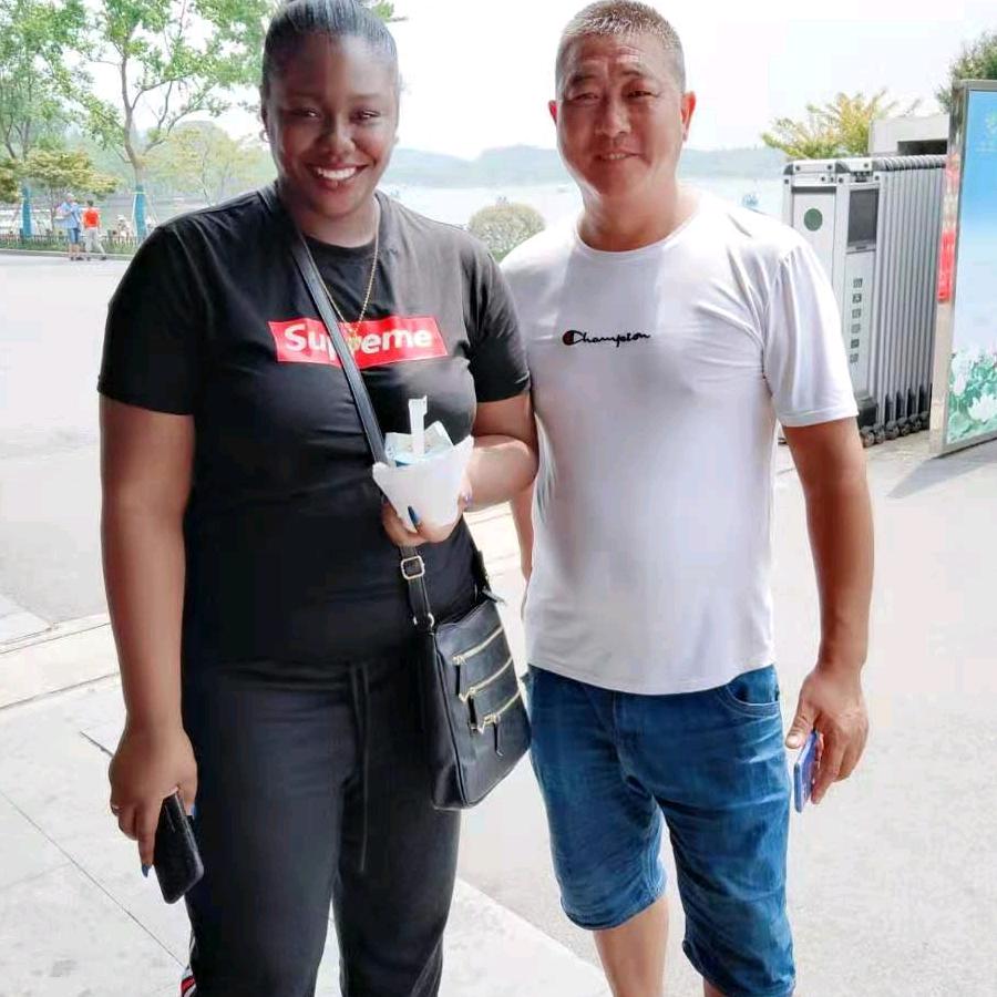 田里累不死的🐮🐮🐮🐮🐮牛