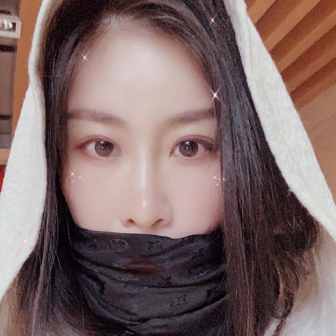 旖旎。