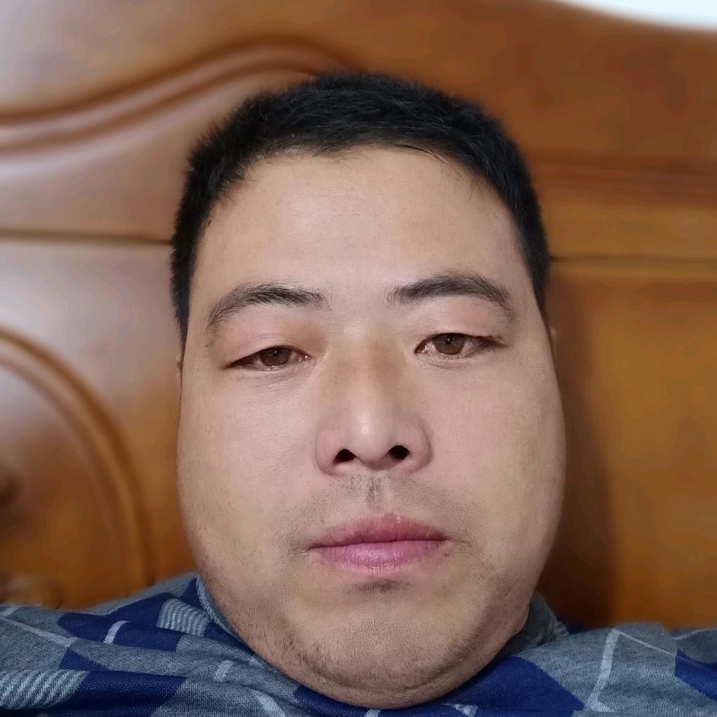 李彬