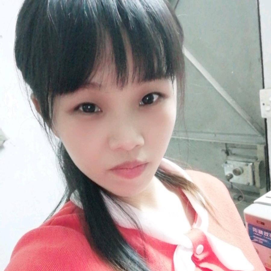 手心里的小萱仔