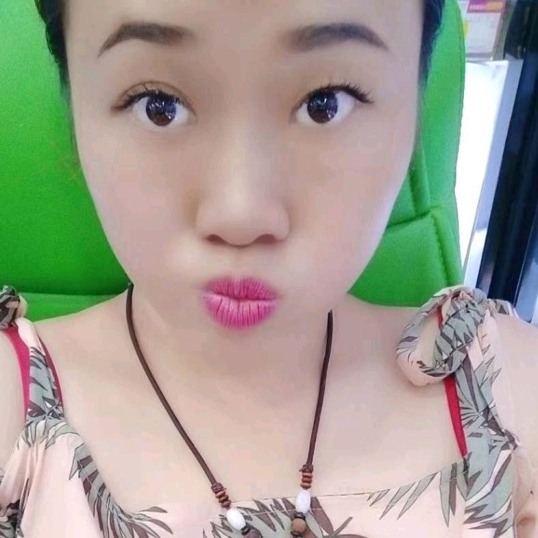 小爱艾