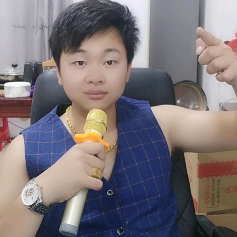 猪哥哥食品~黄坤鹏