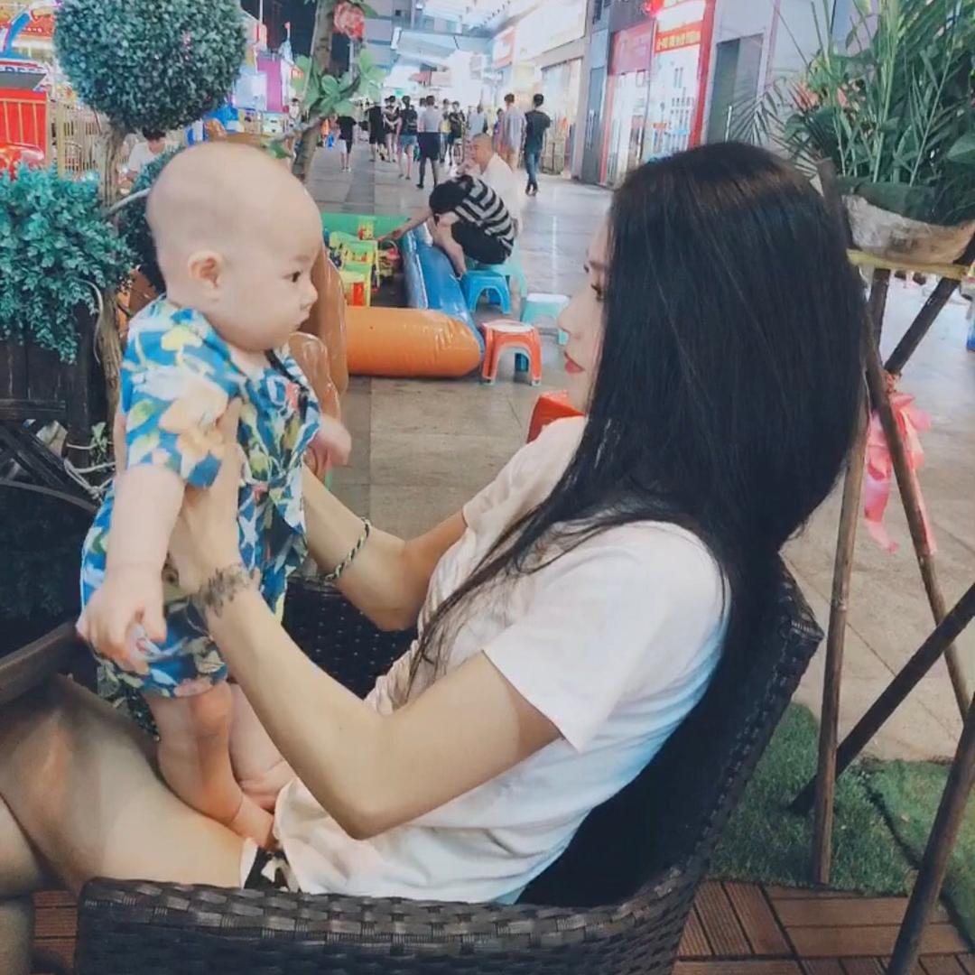 小安妮👩麻麻