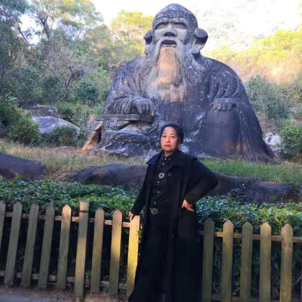 红蓝黄瑞世传媒
