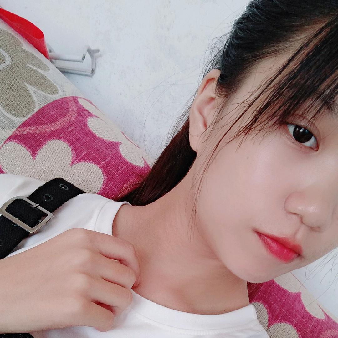 嵩县☞吃嘴妞（苗苗)