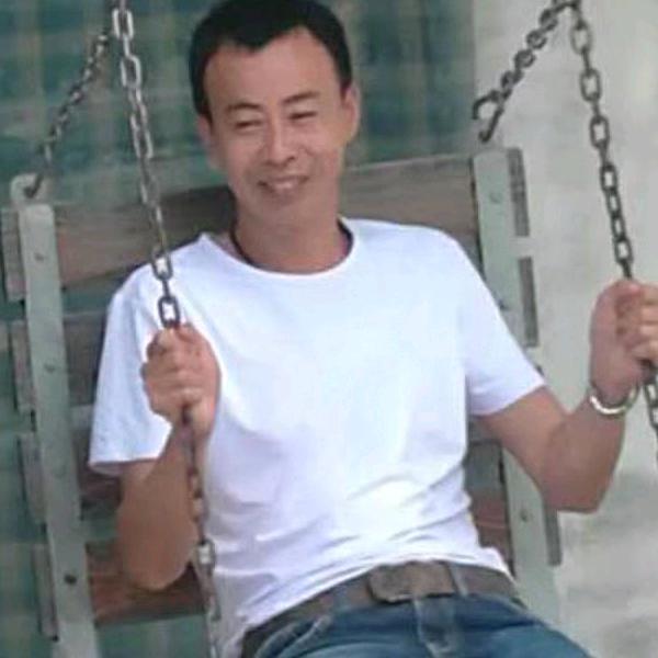 亿美森