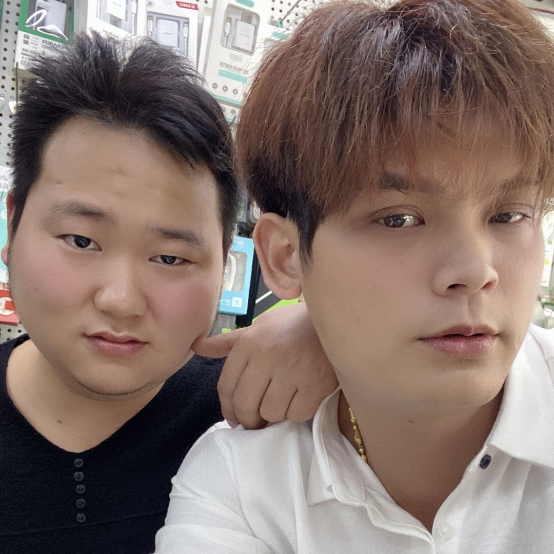 厦门小陈数码-黄毛二手机回收置换