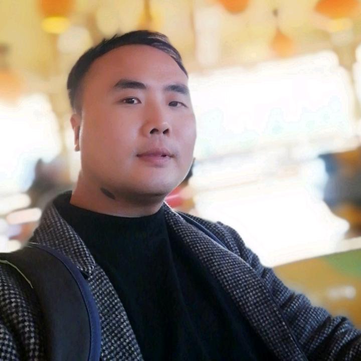 郑州(车盾)汽车防水地板，不锈钢板。