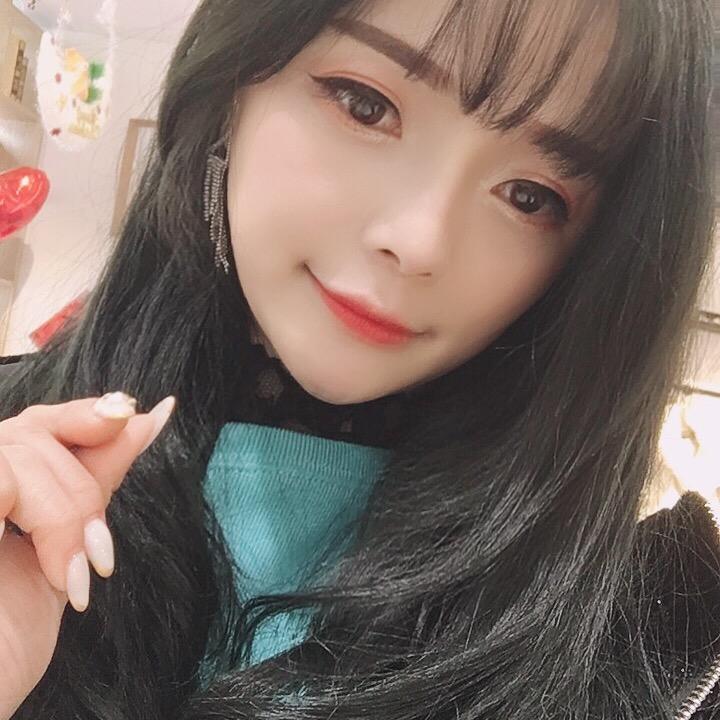 QING💅 💃晴