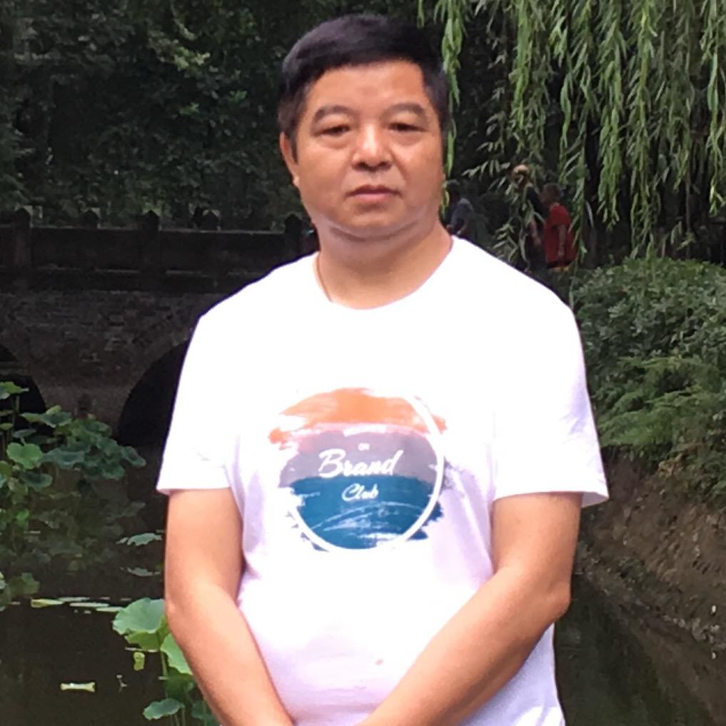 旅行的三哥