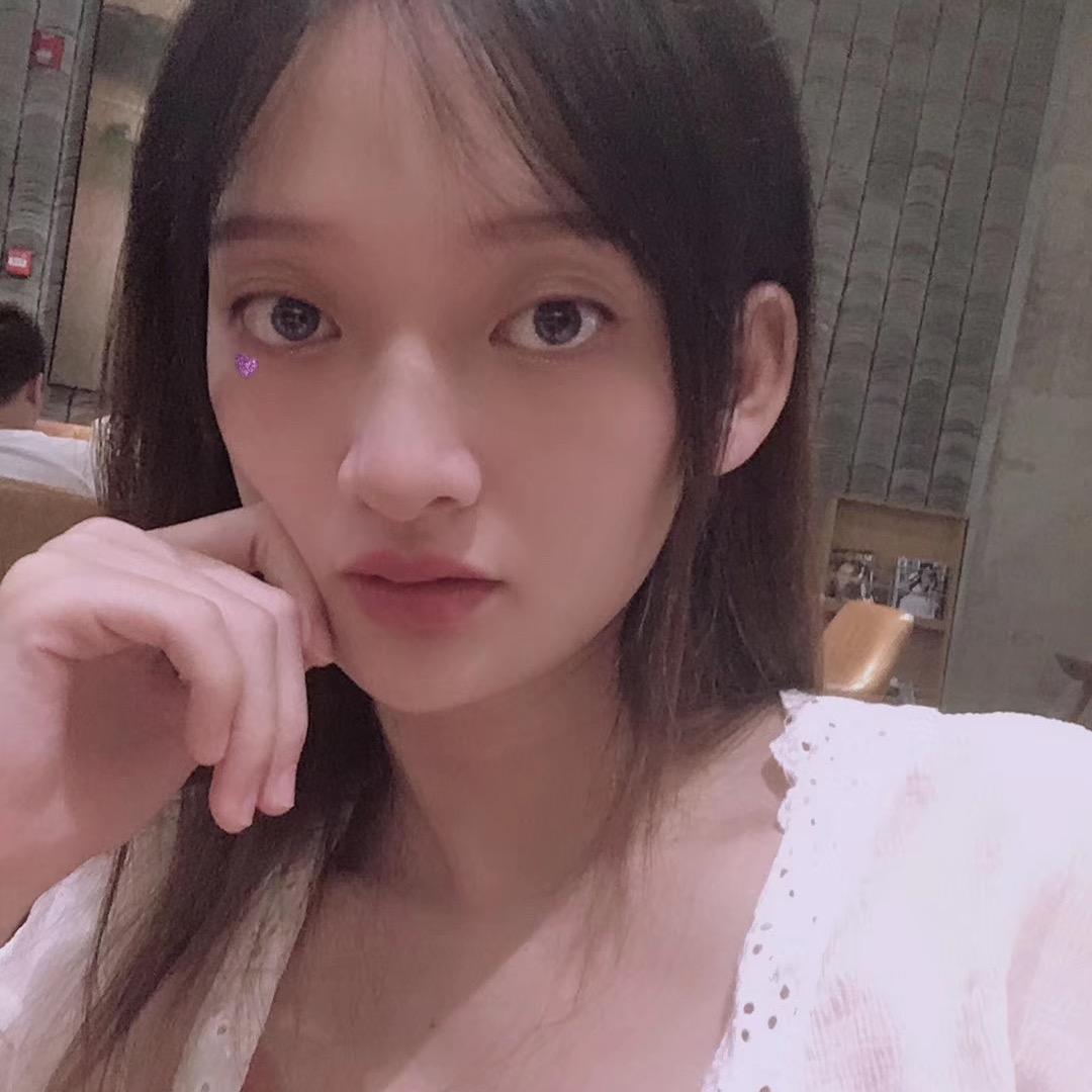 小月月💋