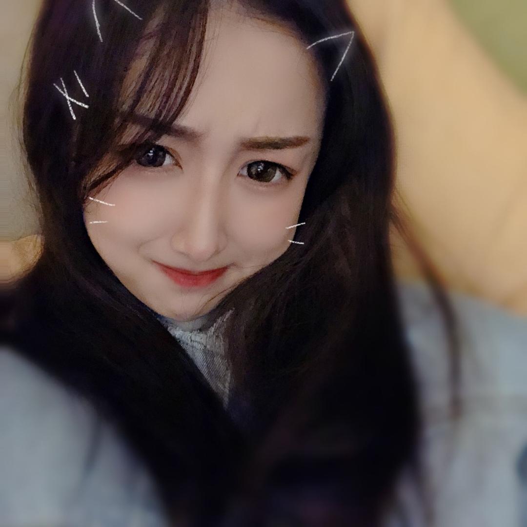 爱吃芝士的大炸炸