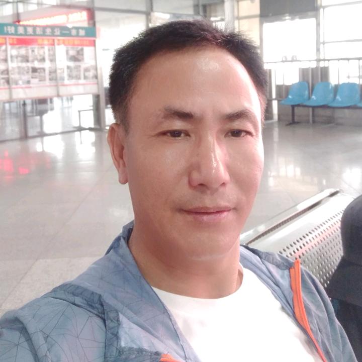 ，一切随缘五哥，