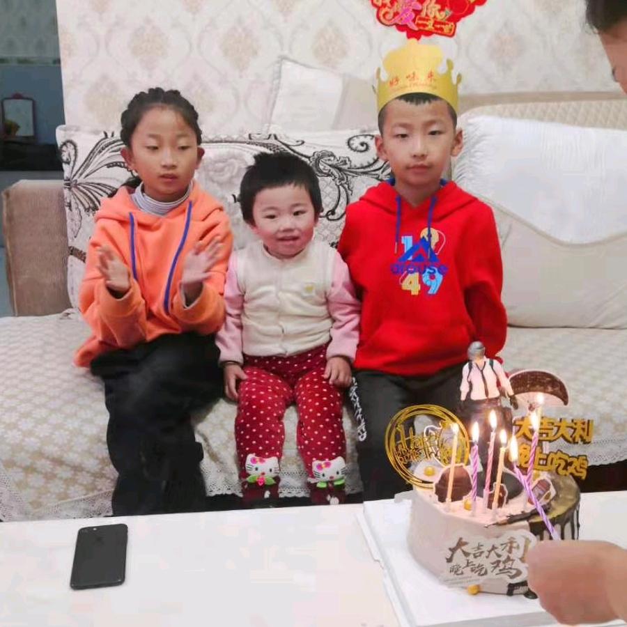 蓝荣儿