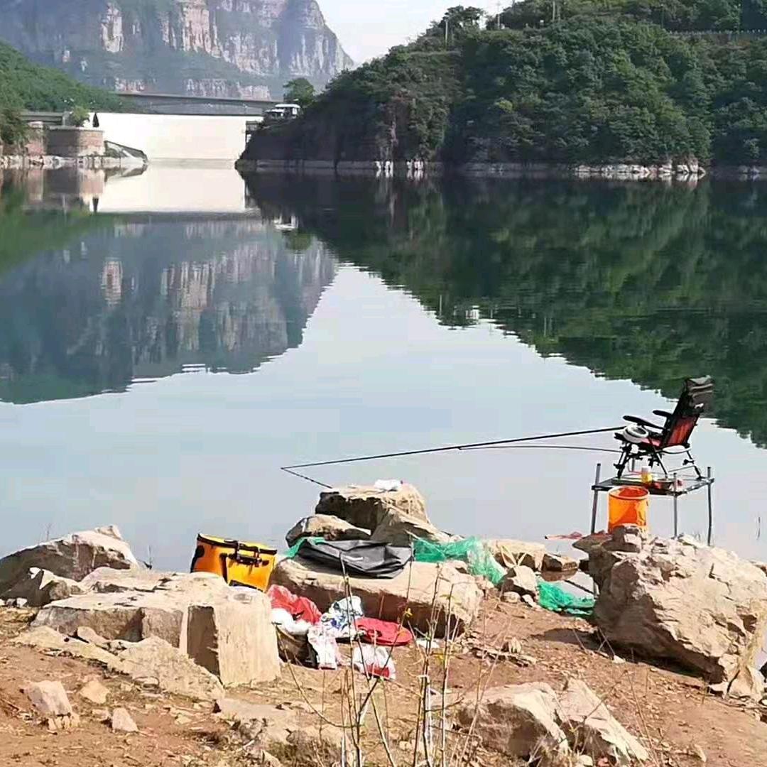 大峡谷平湖渔庄  民宿