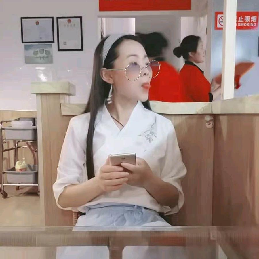 唯有梧桐，等凤来栖