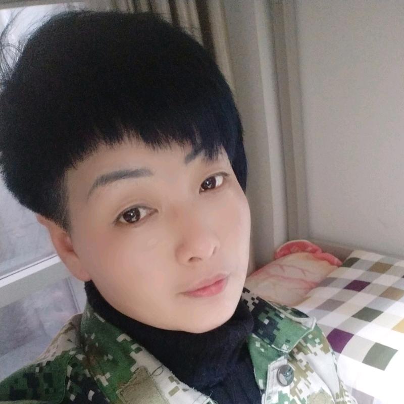 粲然如夏