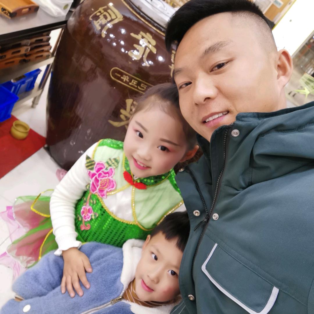 光山县浩翔二手车店
