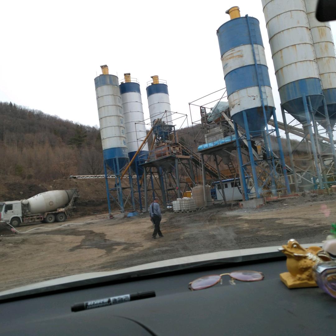 用户哈尔滨成果建筑机械厂