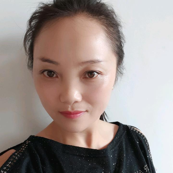 浅蓝色