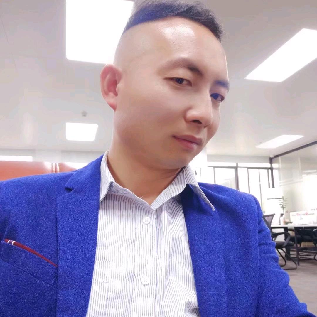 曾龙