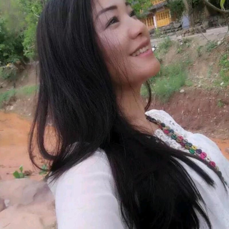 木林林.半杯茶