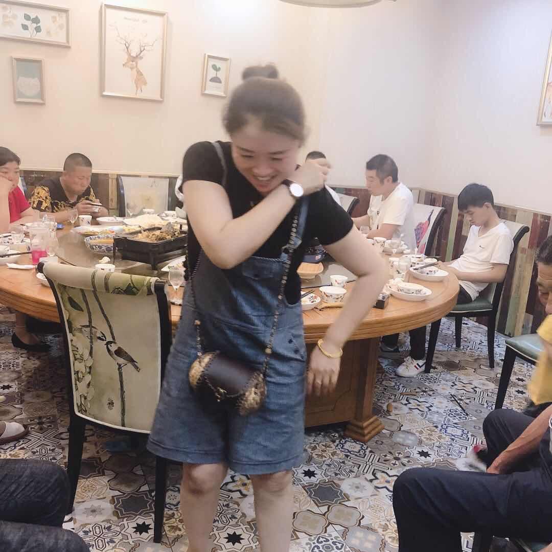 阳光女人