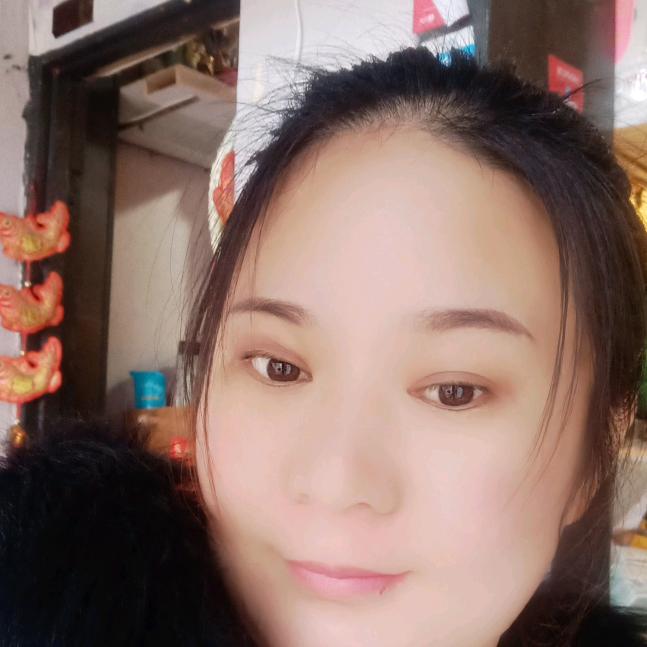 谢东兰花童装店