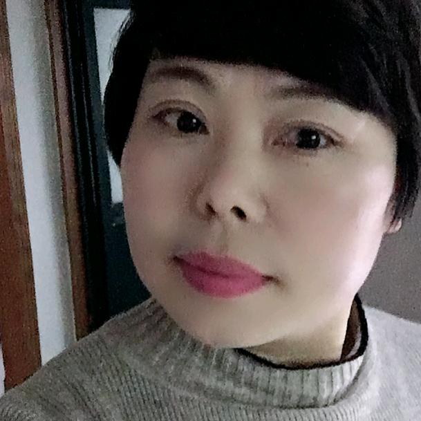双眼皮吴姐姐
