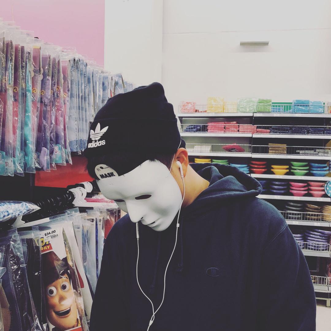 ''路飞艾斯萨博