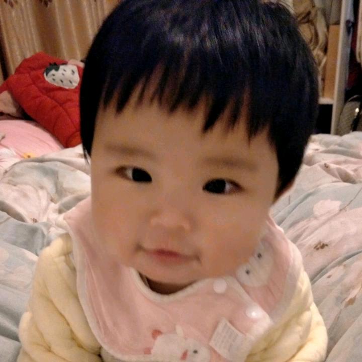 小如（黄英俊）