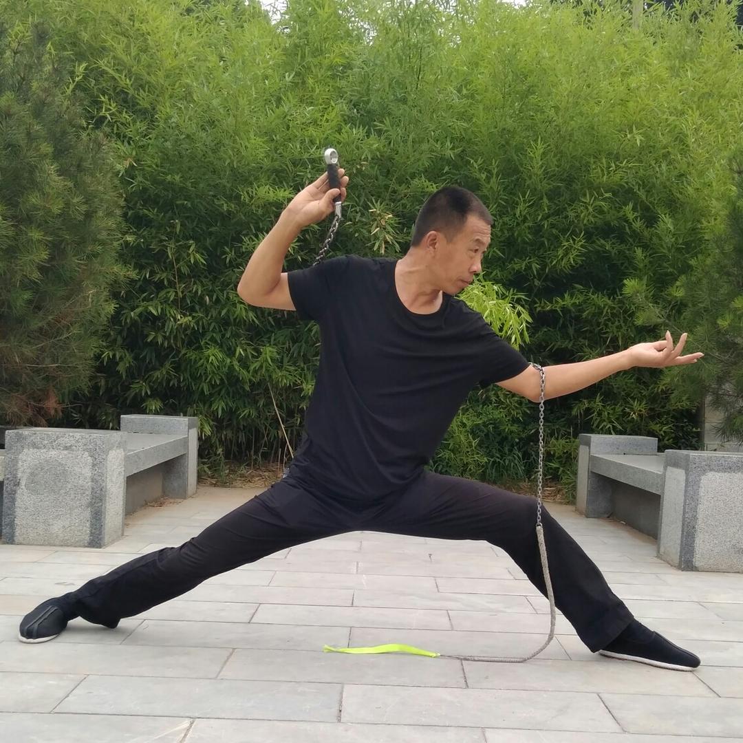鞭友之家综合服务中心孙大彬