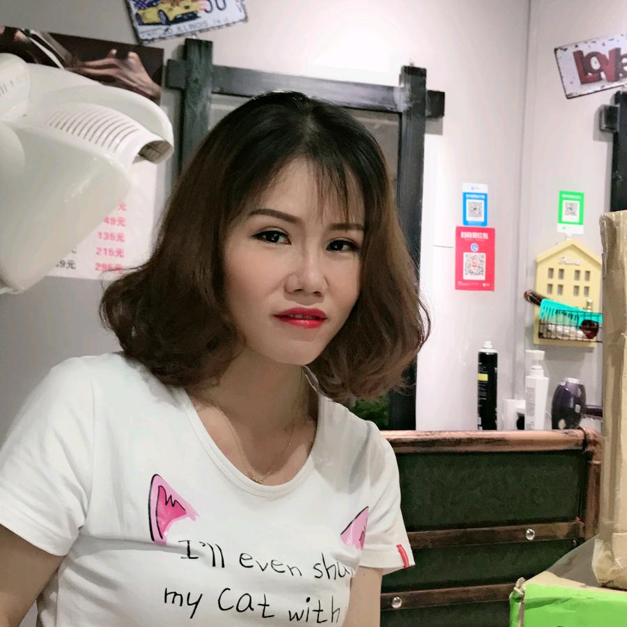 容容