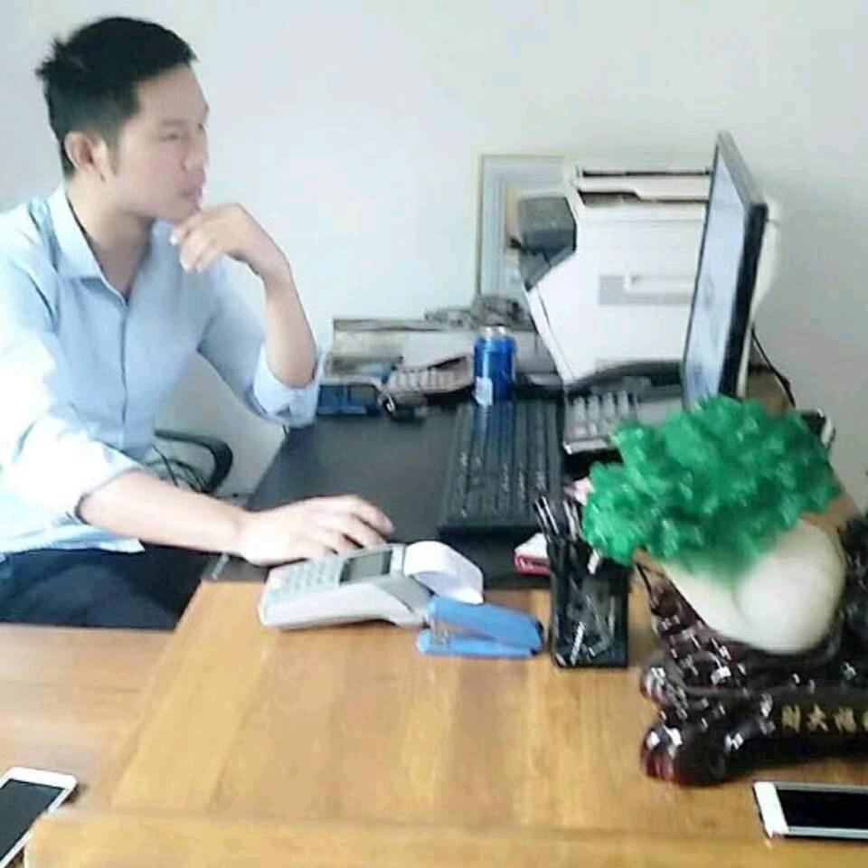 小人物🍻而已[