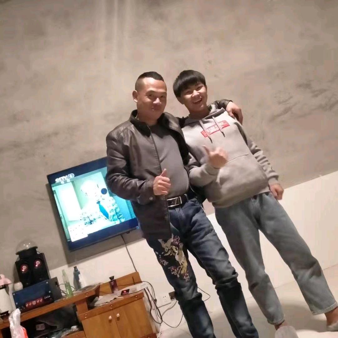 明哥有需要混凝土的联系我